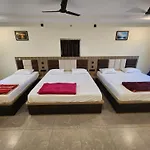 Hotel Abhishek Inn