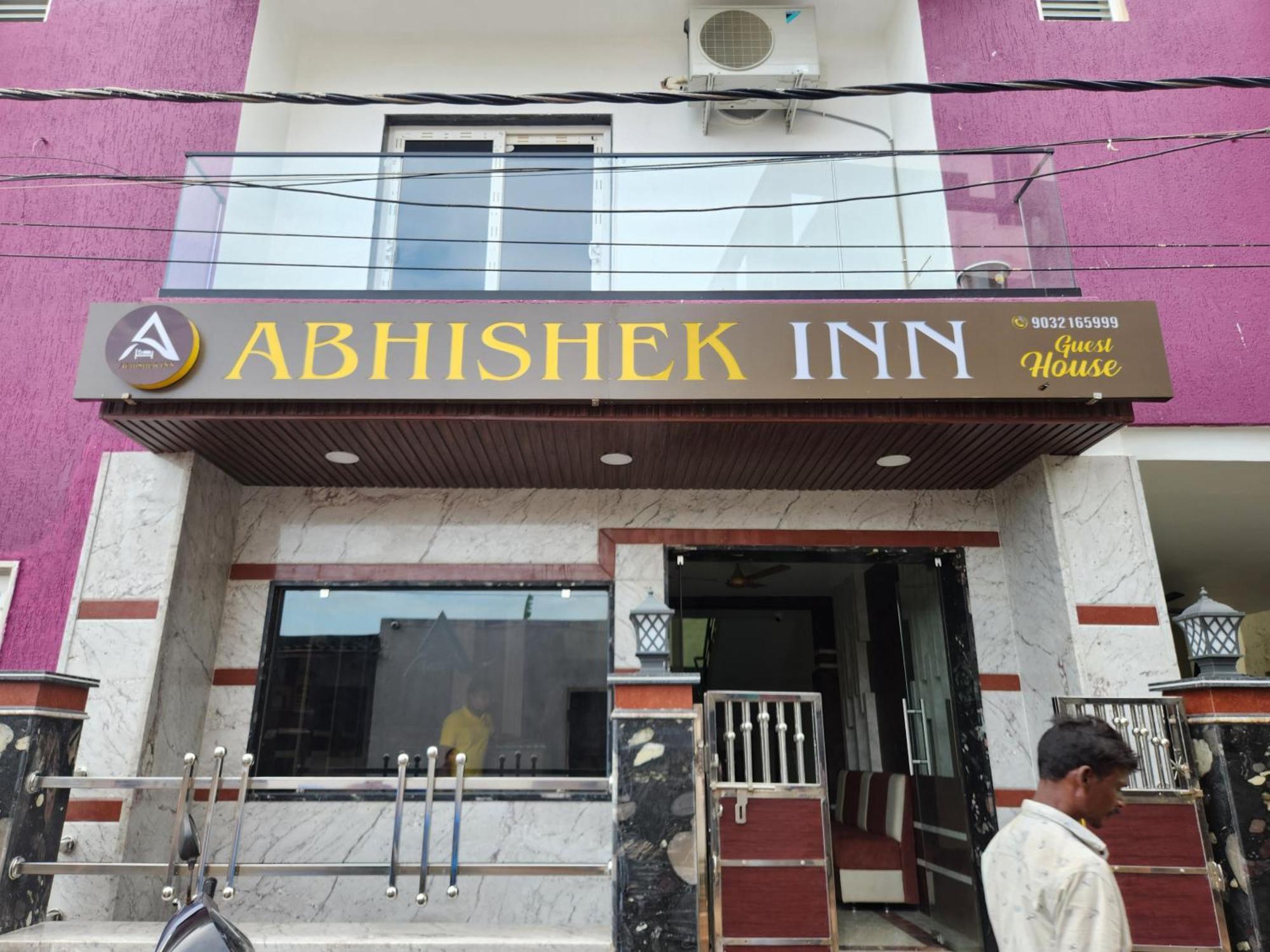 Hotel Abhishek Puri